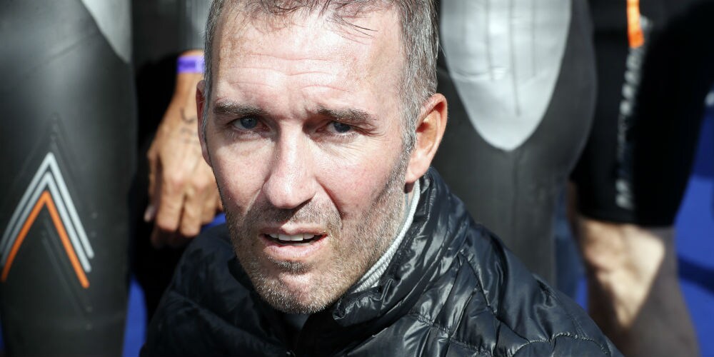 Duizenden fans brengen eerbetoon aan overleden Fernando Ricksen