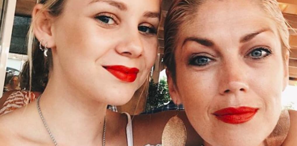 Twee druppels water: Shania lijkt sprekend op haar moeder Kelly Pfaff
