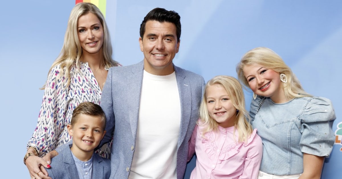 Na een keiharde, pijnlijke confrontatie: Jan Smit kiest nu &eacute;cht voor zijn  gezin