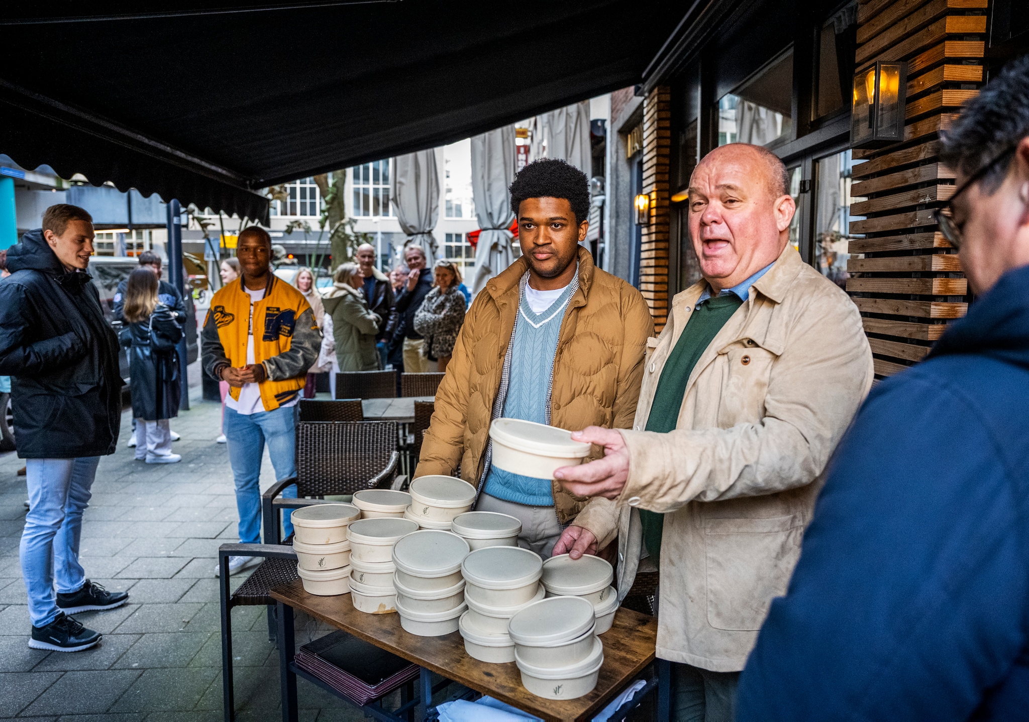 Paul de Leeuw bezorgd om oudste zoon