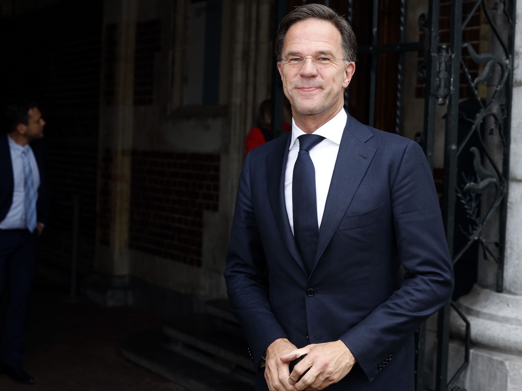 Valt hij op vrouwen of op mannen… TV-seksuologe klapt uit de school ...