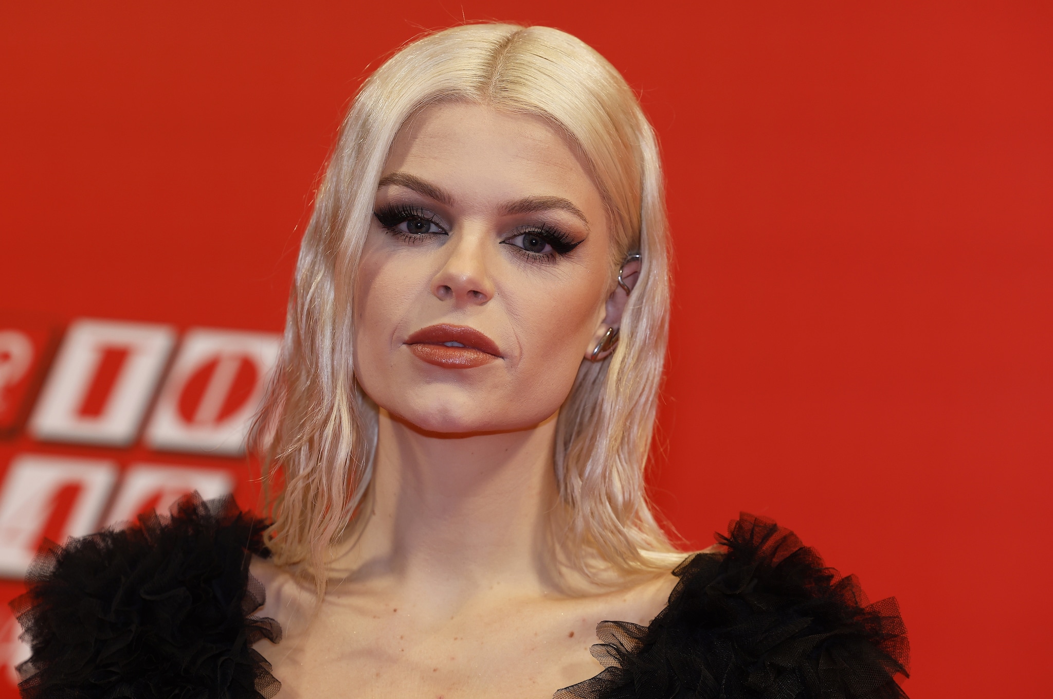 Davina Michelle krijgt eer volkslied zingen Formule 1