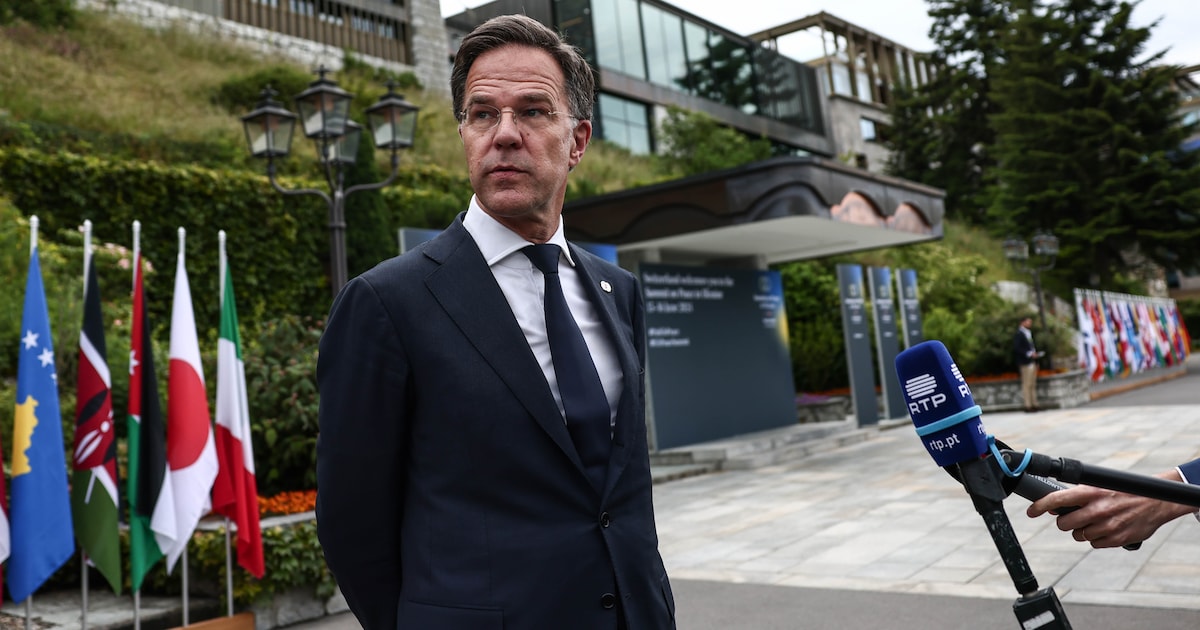 Mark Rutte geïnterviewd door kinderen voor Jeugdjournaal