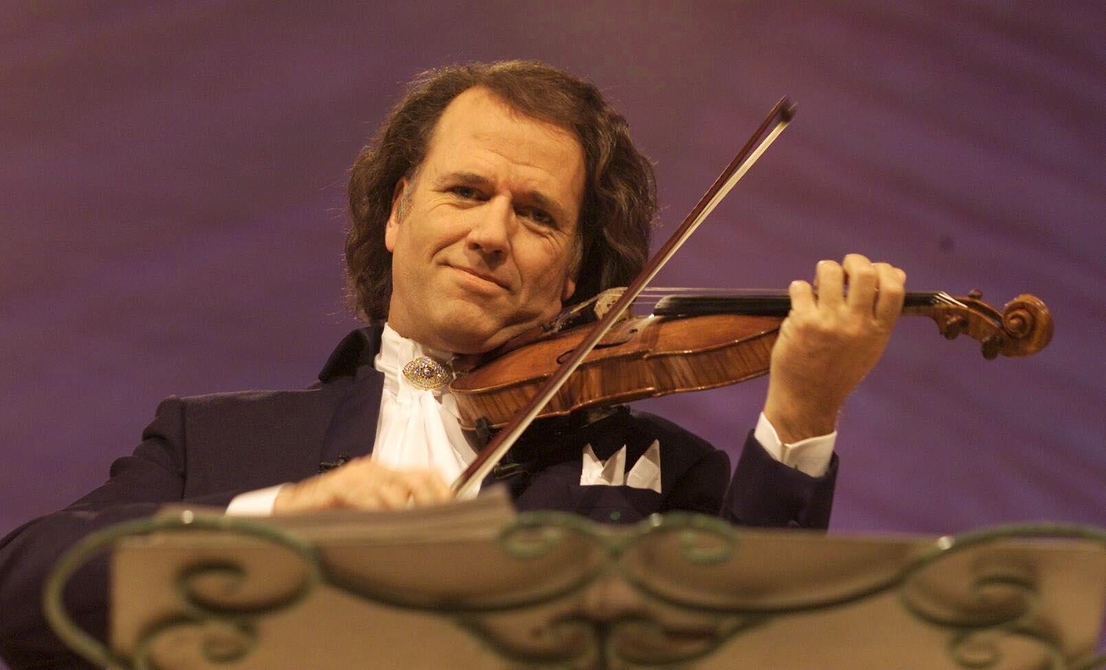 Zo zag André Rieu er aan het begin van zijn carrière uit