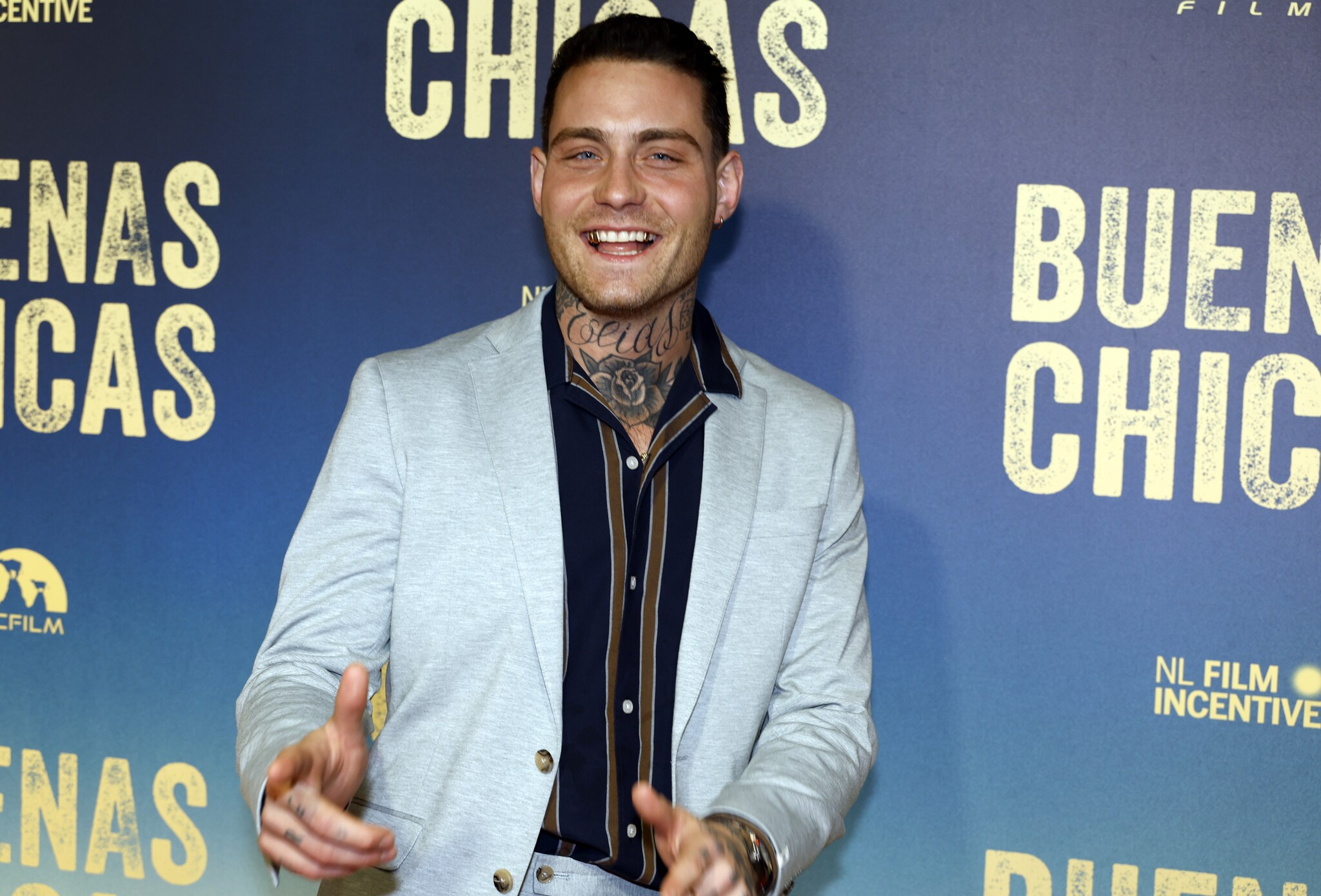 Douwe Bob verlaat Nederland voor de veiligheid van zijn gezin