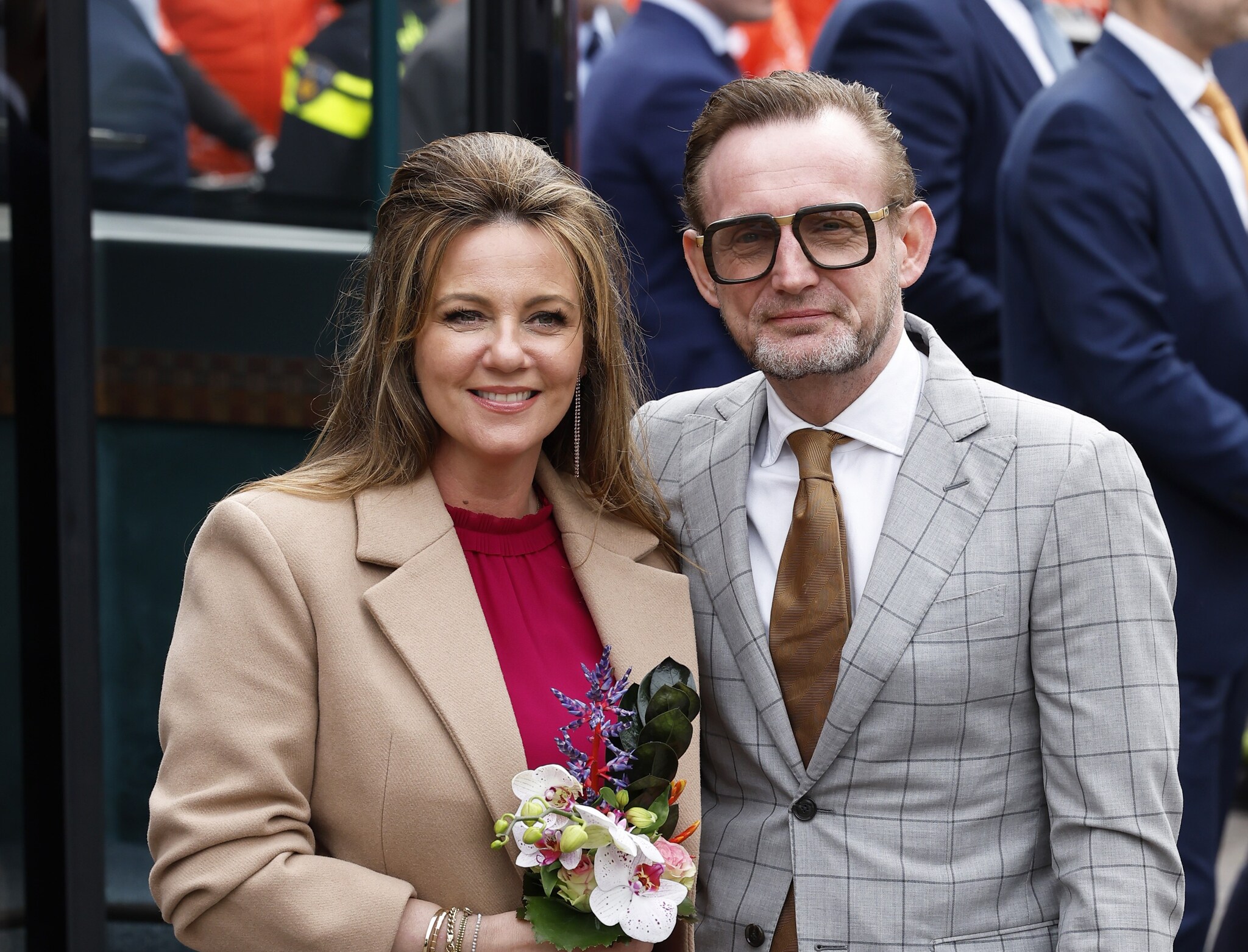 Prins Bernhard Viert 25 jarig Huwelijk Met Annette