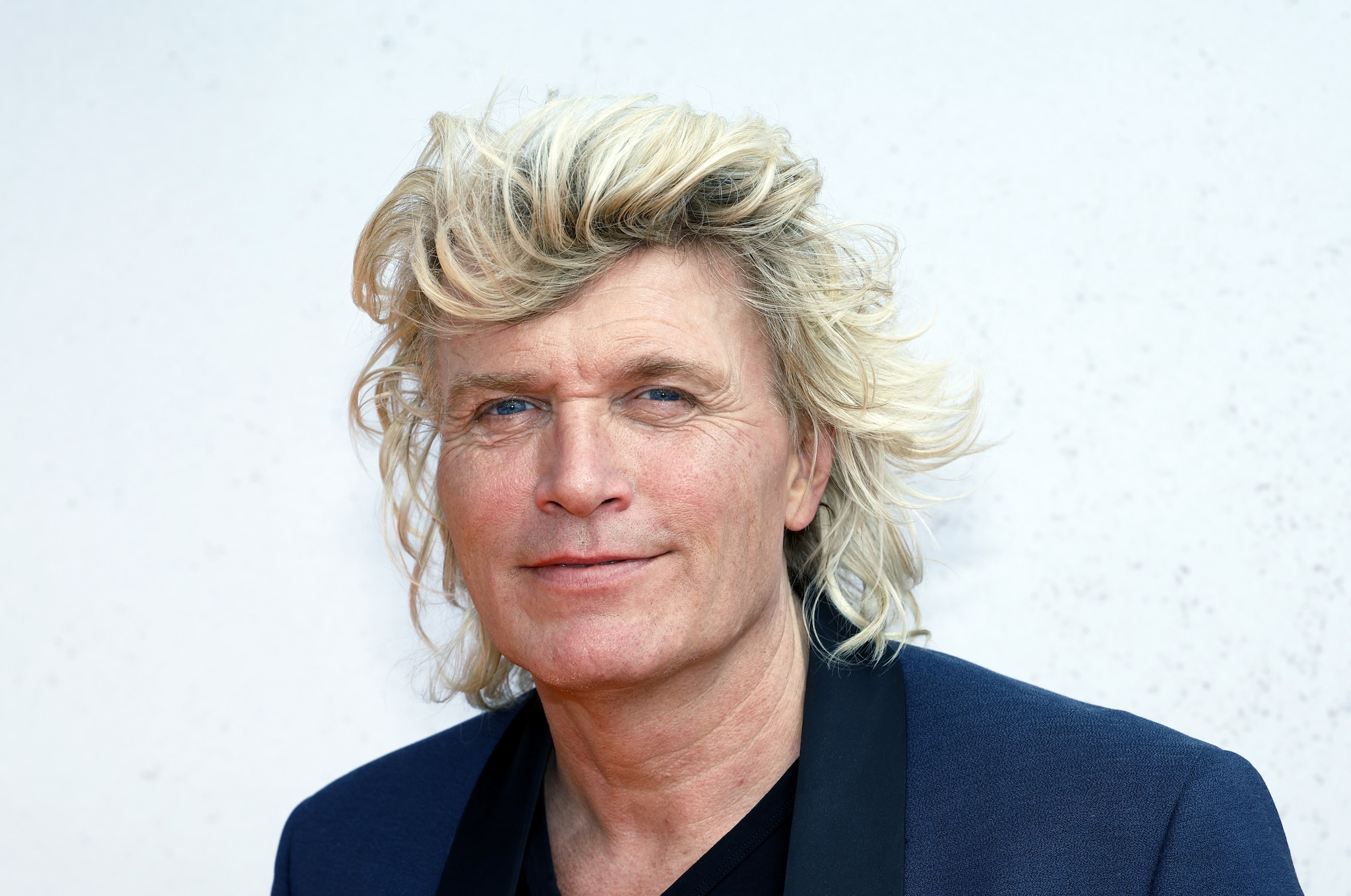 Hans Klok negeert doktersadvies en voert sabelact weer op