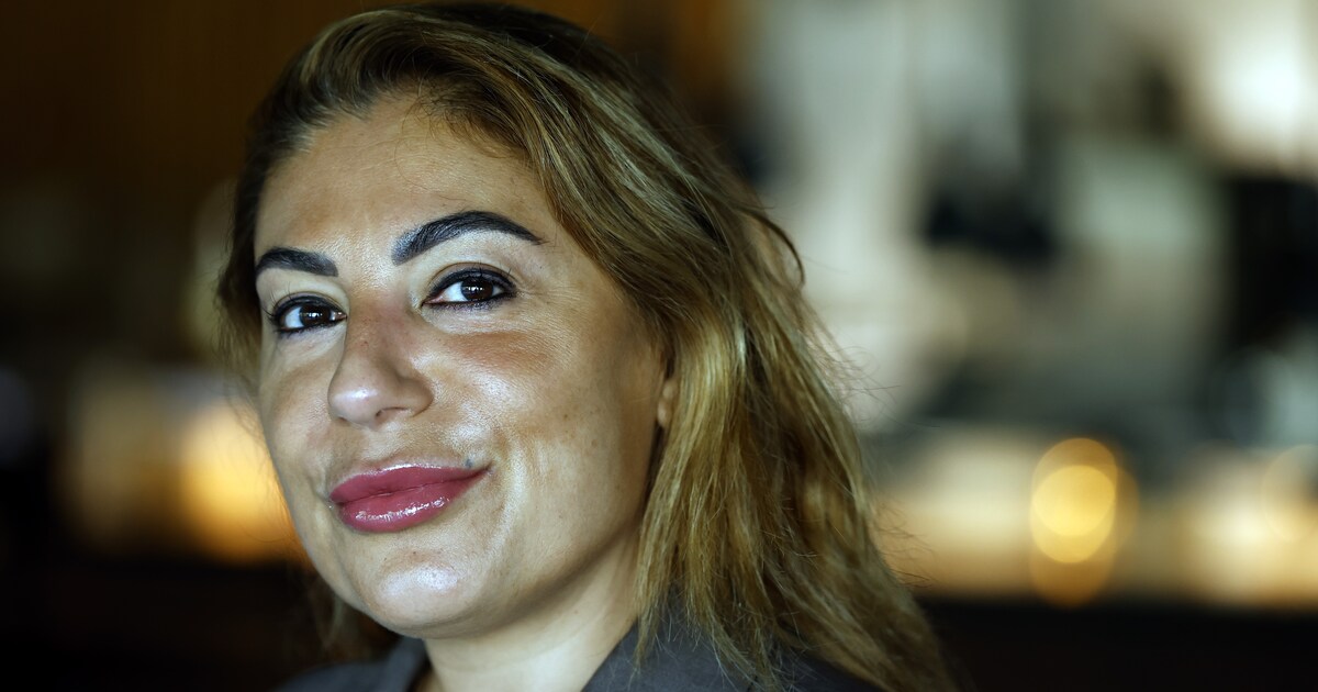 Hier kunt u Yesim Candan van kennen