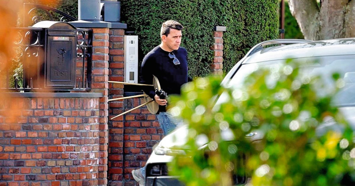 Familie doorbreekt stilte over vermeende liefdesrelatie Jan Smit en Corine