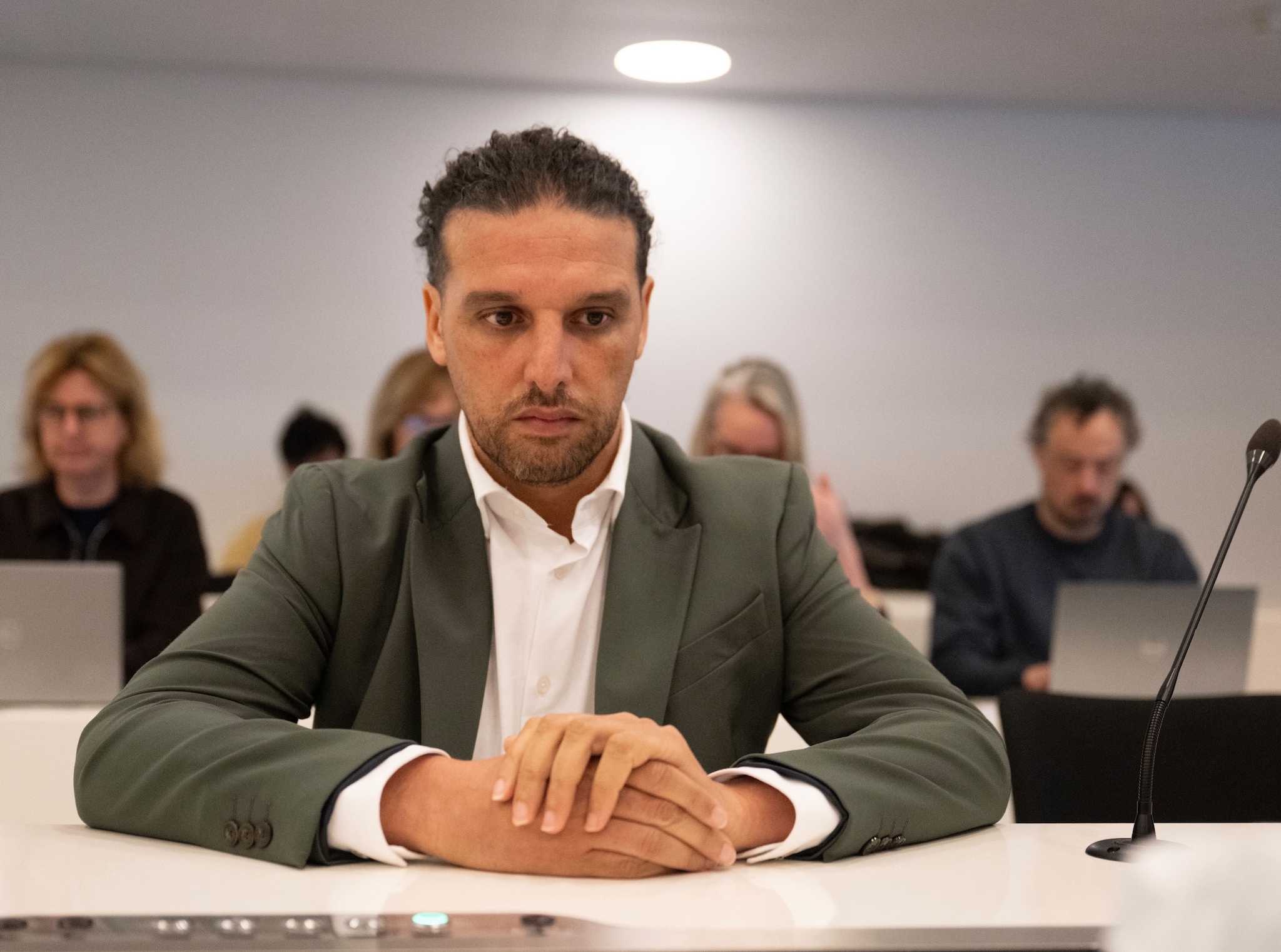 Ali B breekt tijdens laatste woord in rechtszaak