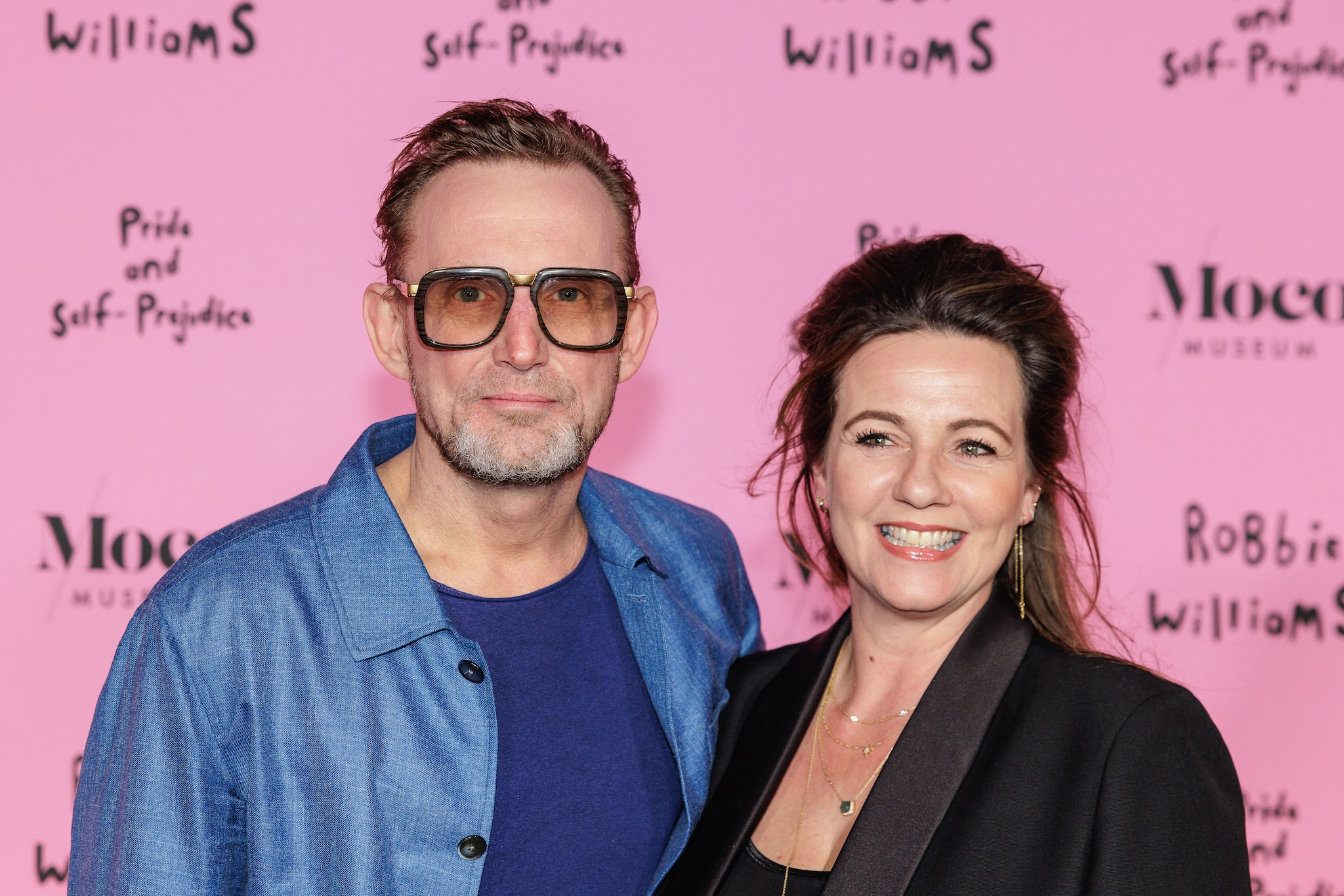 NLD/Amsterdam/20240307 - Robbie Williams opent kunstexpositie Pride and Self-Prejudice in Moco Museum Amsterdam

Fotograaf: NL Beeld / ArjoFrank Fotografie

Op de foto: Bernhard van Oranje-Nassau, Van Vollenhoven en partner Annette Sekrève