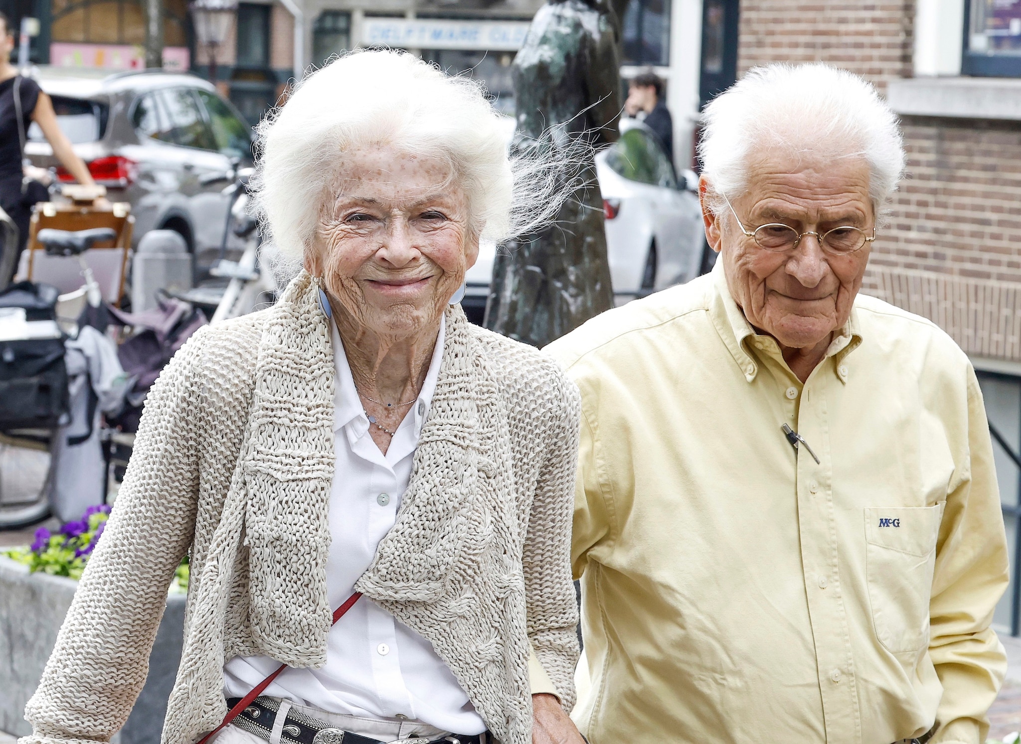 Sonja Barend met haar man Abel Cahen.