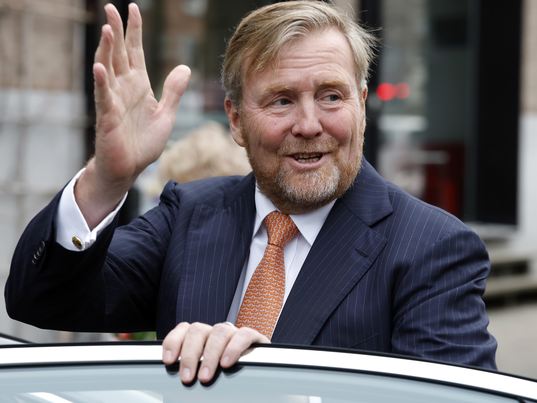 Wat kost een koning eigenlijk? 'Minder dan een kop koffie'