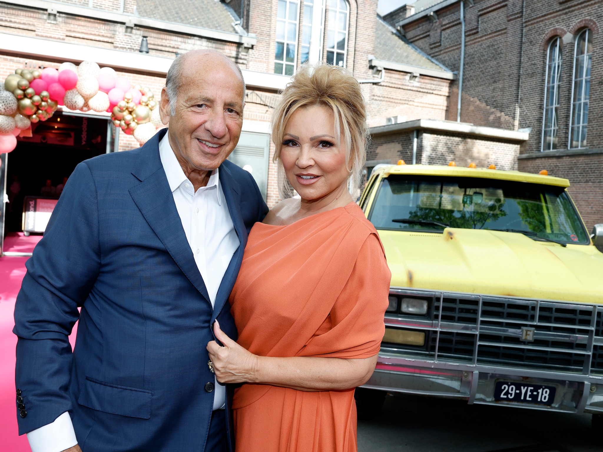 Tatjana met Lex op geheime huizenjacht in Amsterdam-Zuid