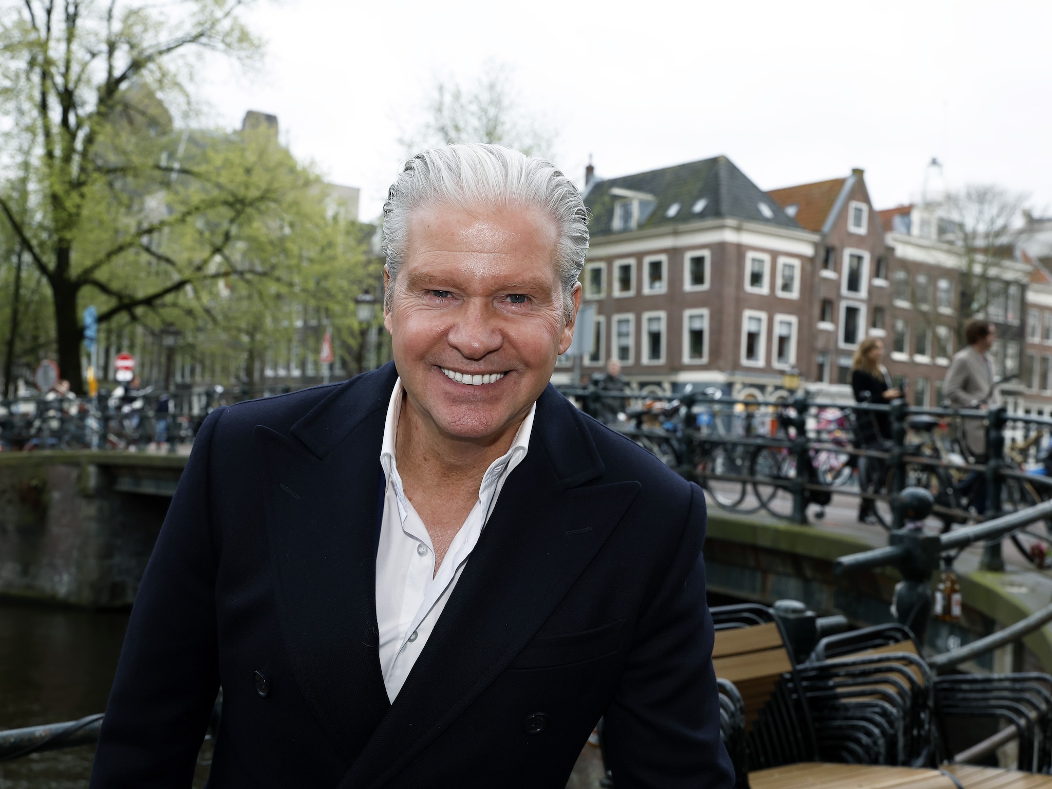 Louis van Gaal doet opvallende bekentenis aan Dries Roelvink