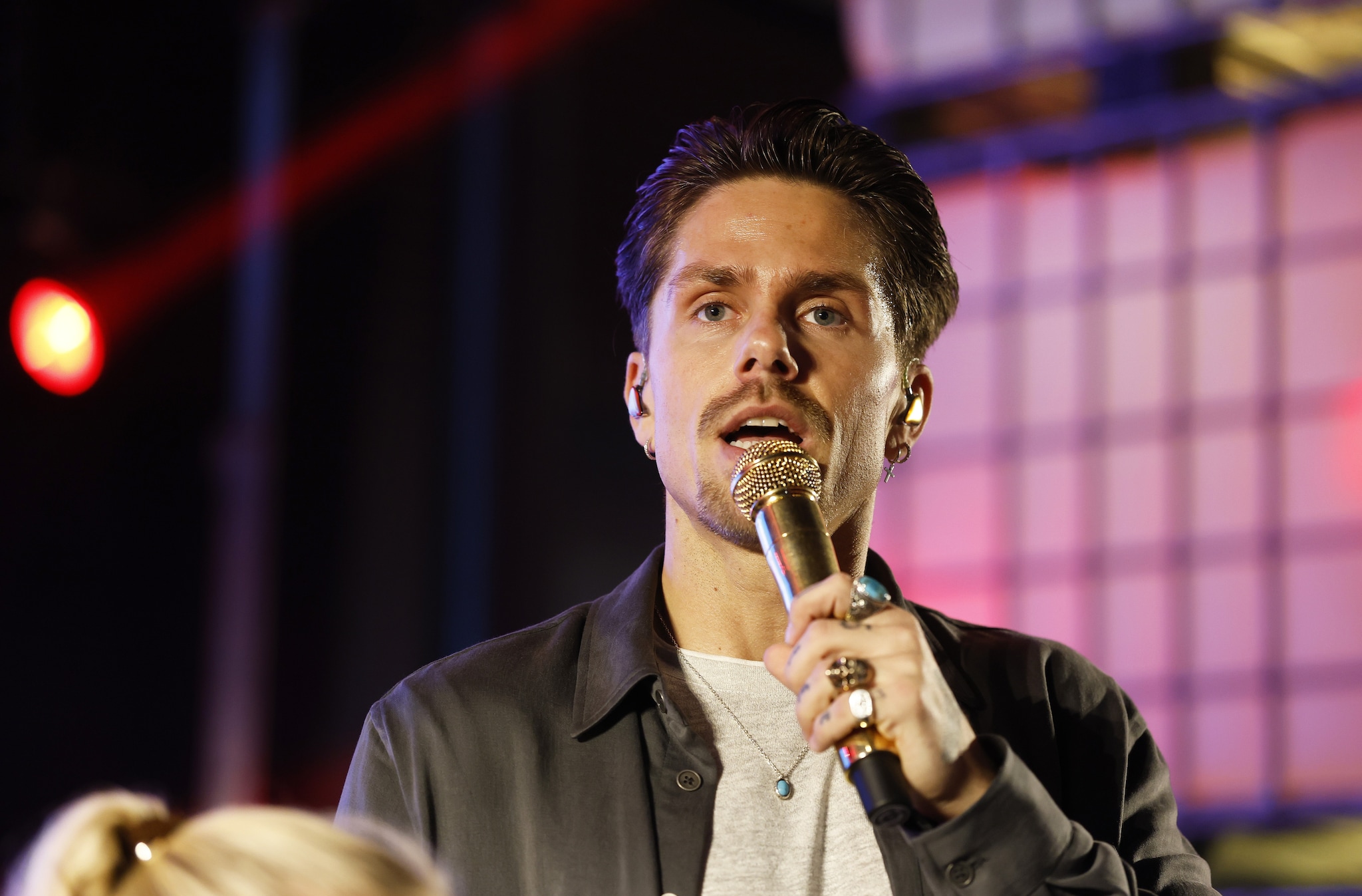 André Hazes trekt noodgedwongen aan de rem